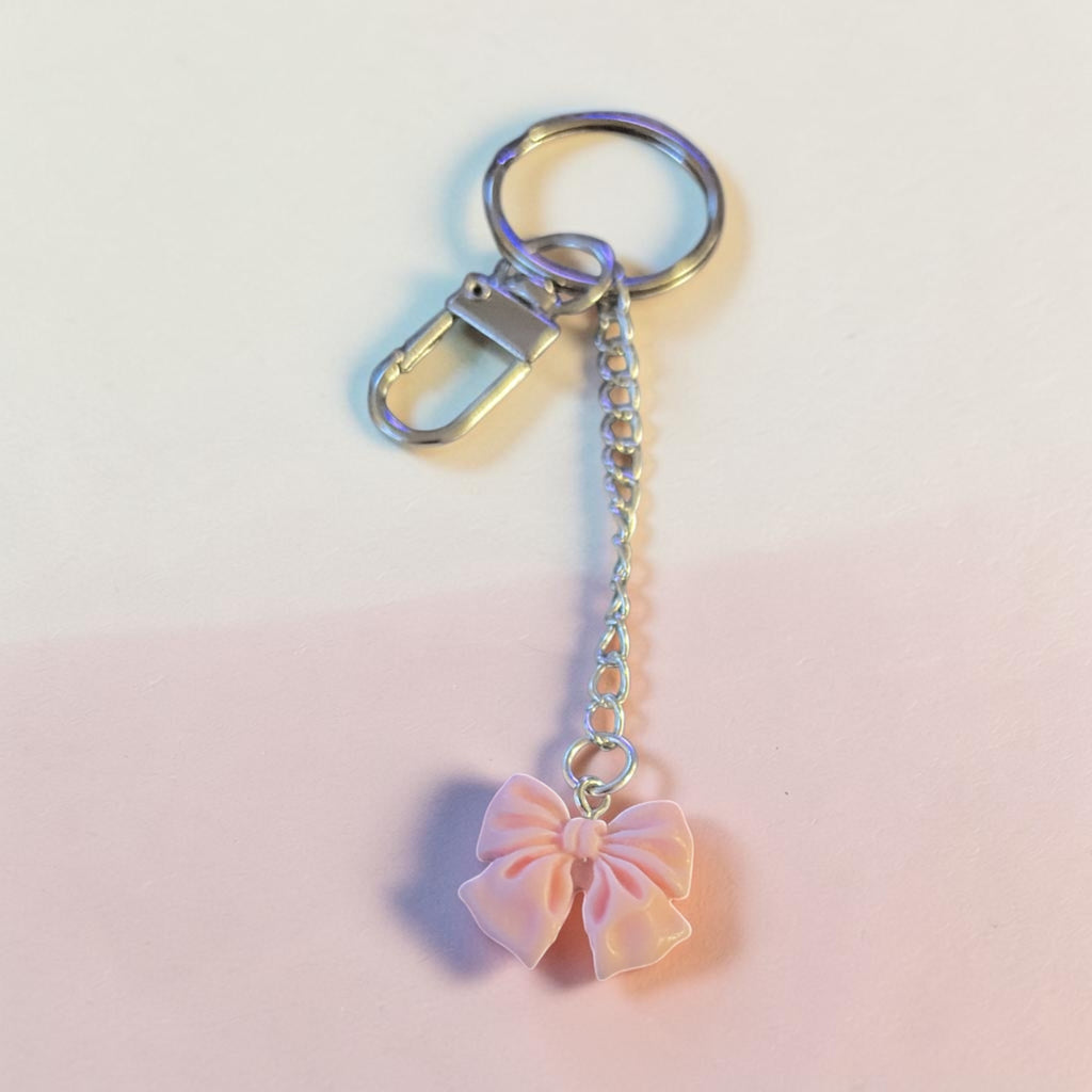 Pink bow keychain